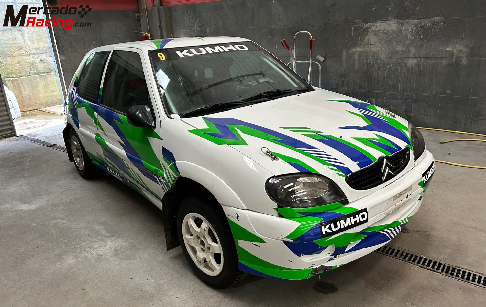 Carroceria con mecanica saxo de rally