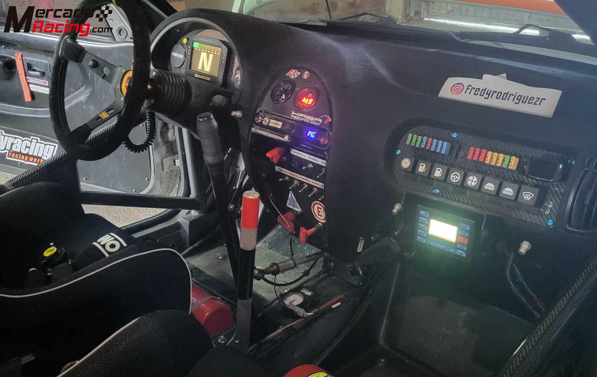 Se vende saxo kit car