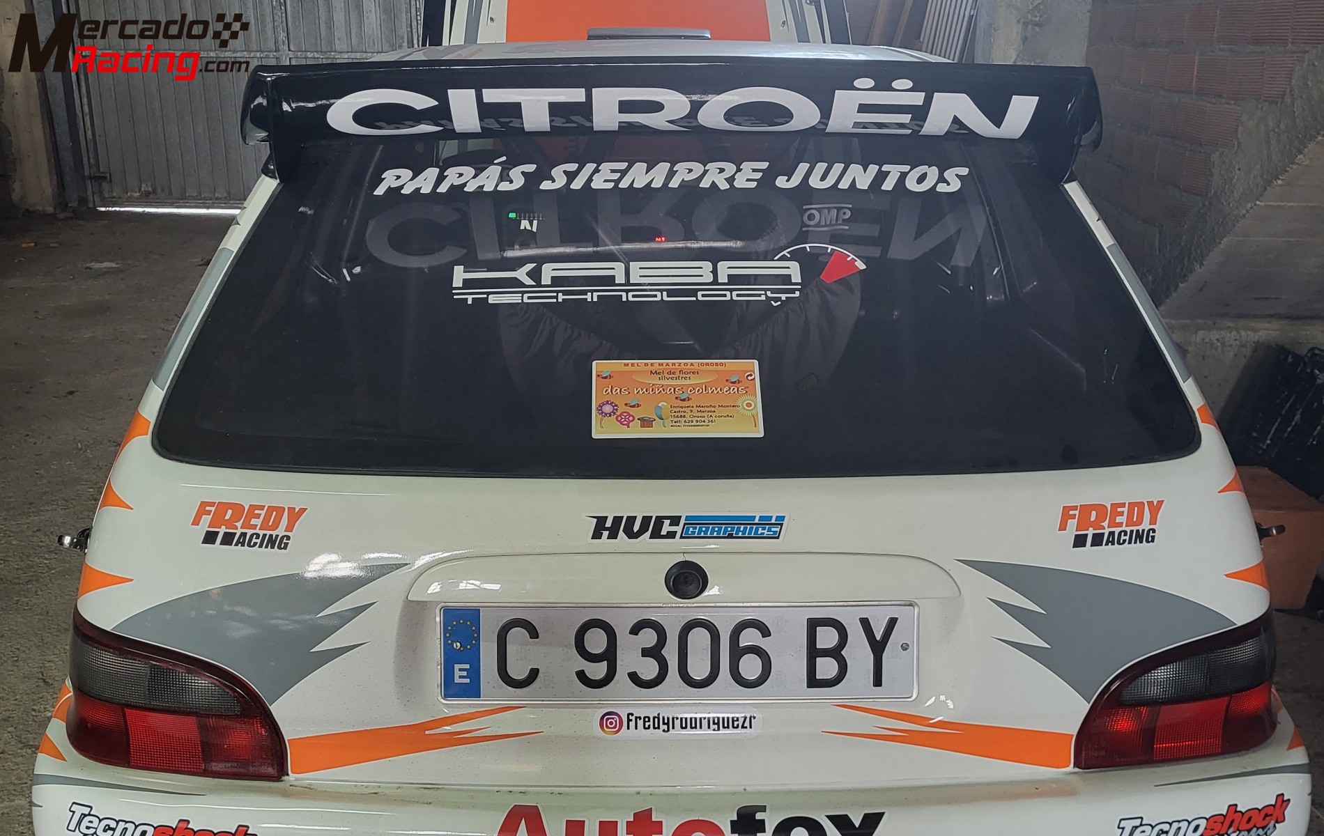 Se vende saxo kit car