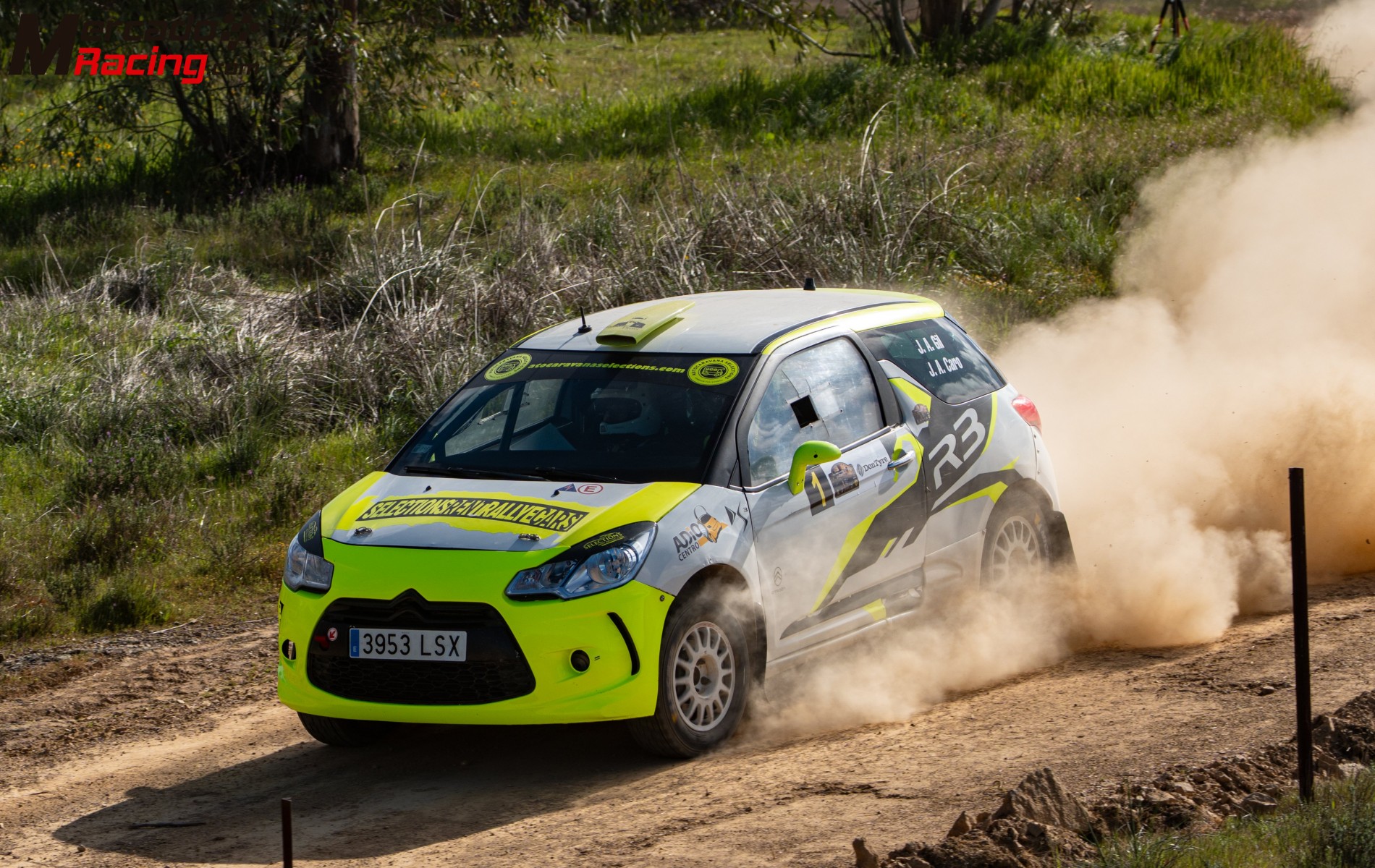 Se vende citroën ds3 r3t en configuración de tierra