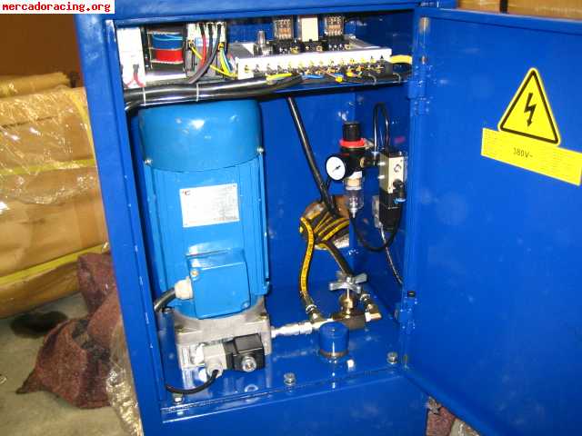 Vendo elevador de tijera para poner en superficie 