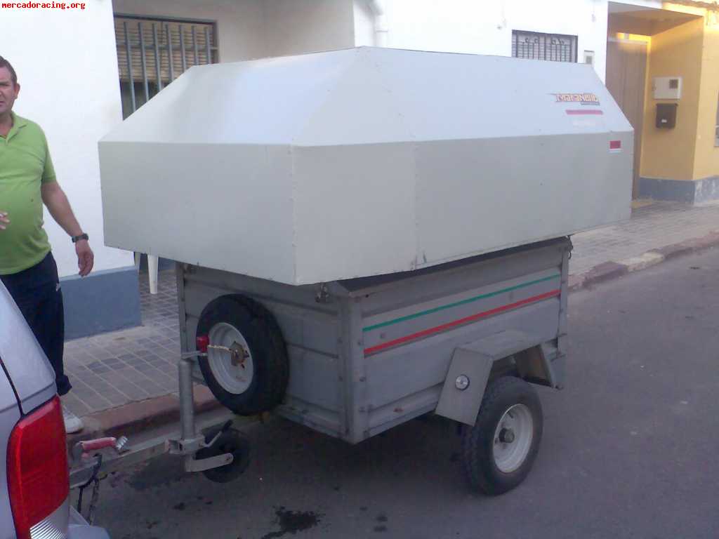 Vendo - remolque transportar karting    caja cerrada   