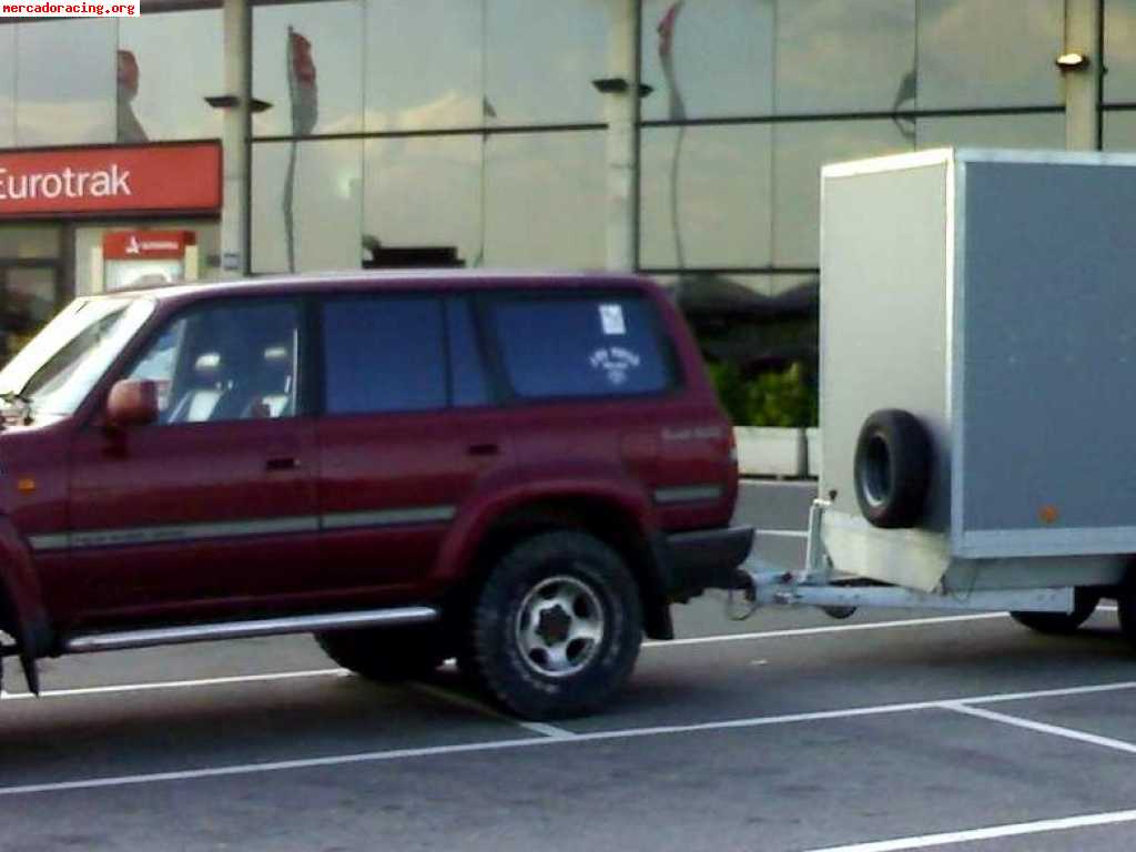 Traslado, transporte o asistencia de vehiculos hasta 3000kg.