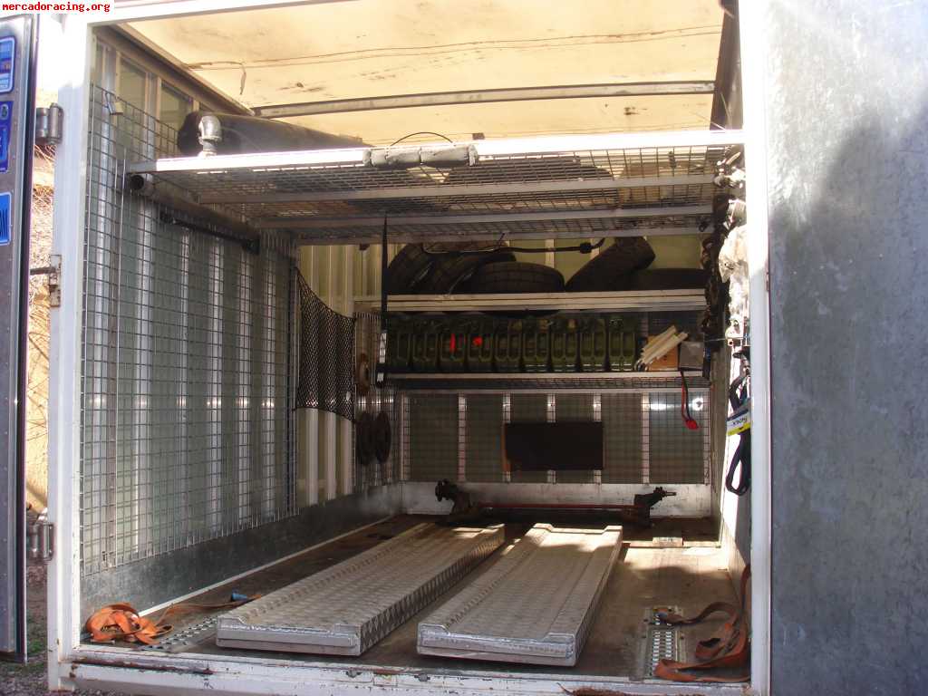 Vendo furgoneta porta-coche y asistencia