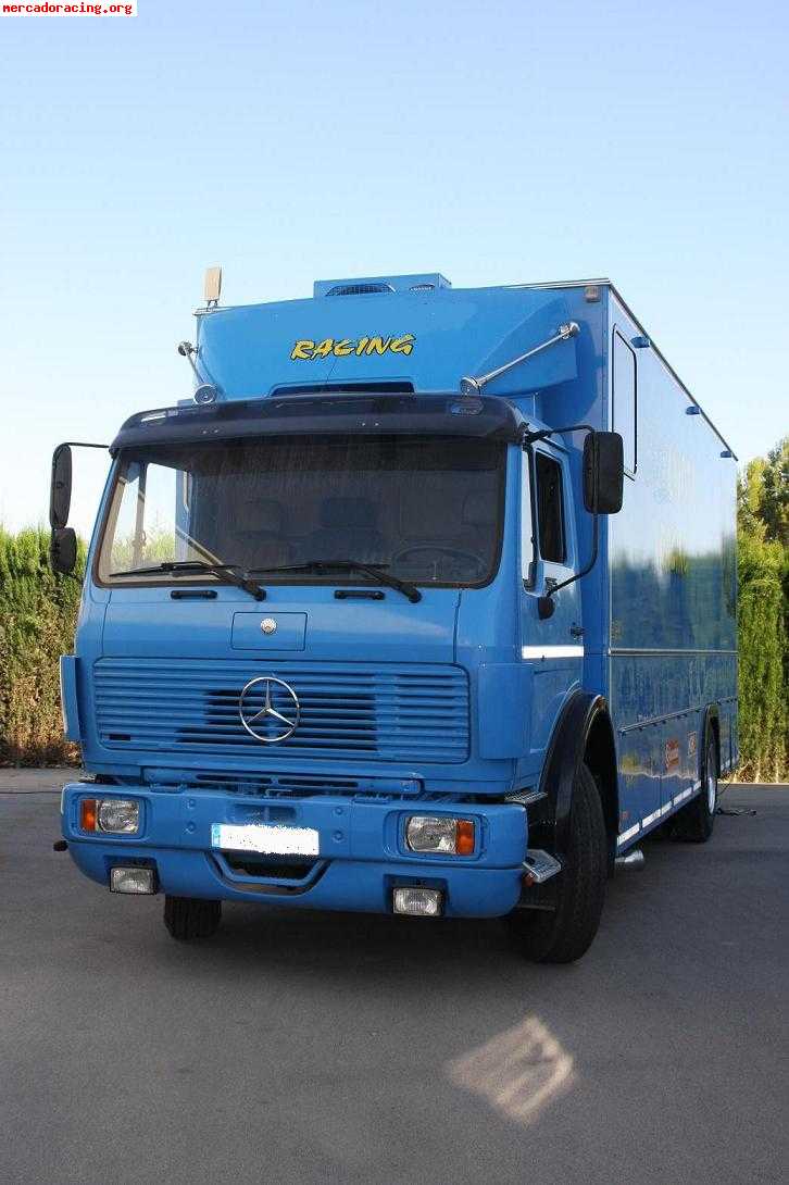 Vendo camion mercedes con vivienda y taller incluido