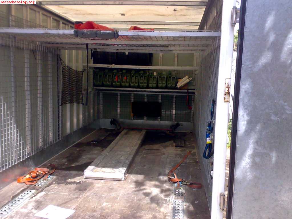 Furgon asistencia y portavehiculo