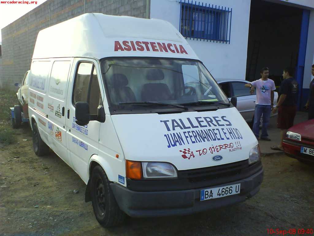 Ford transit ideal para asistencias economica