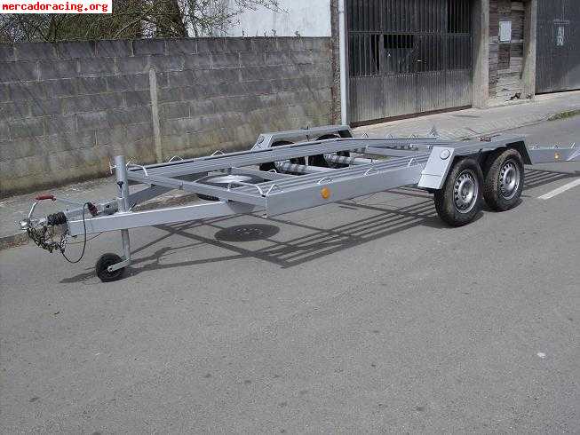 Vendo o alquilo remolque portavehiculos 1500 kg, 1800€