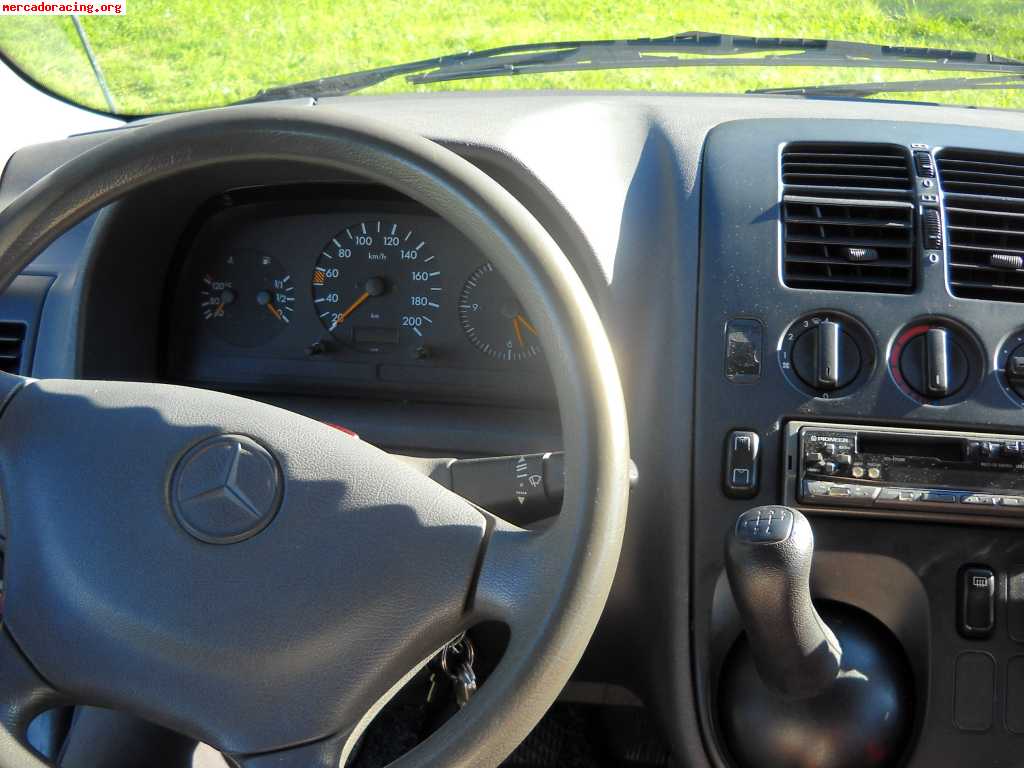 Vendo mercedes vito 110d mixta