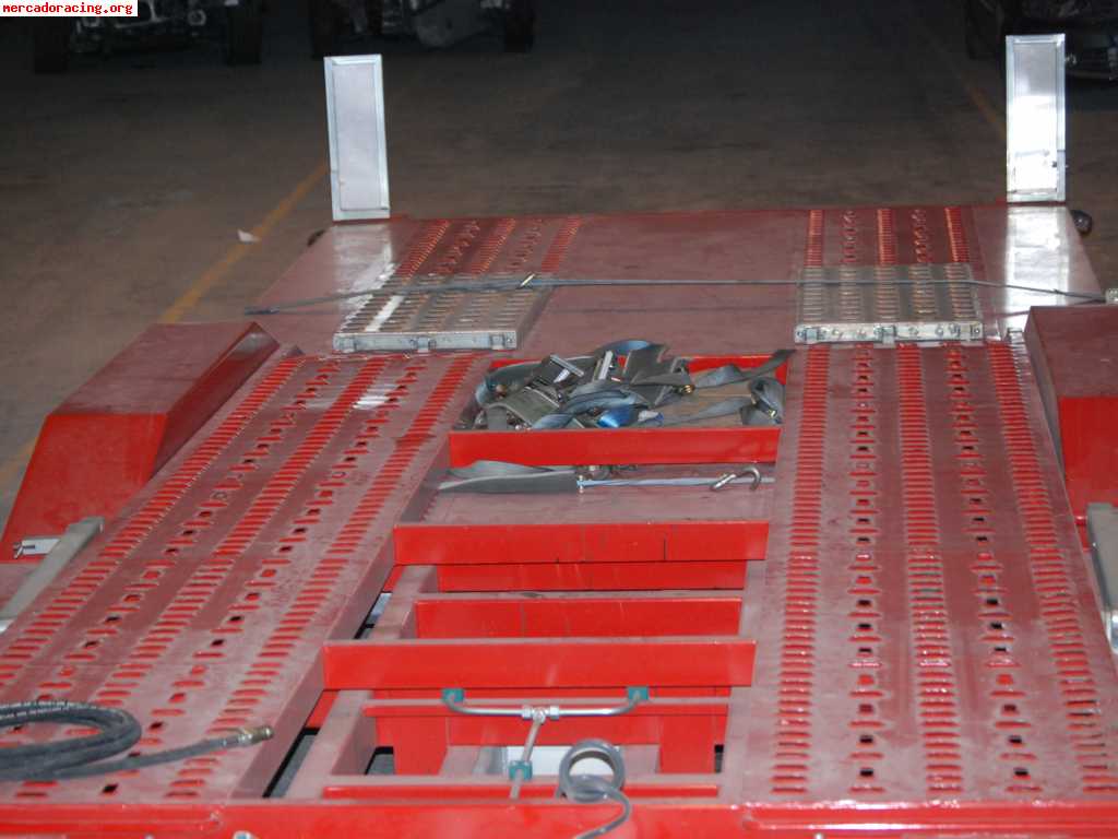 Se vende remolque portacoches ligero hasta 3500kg