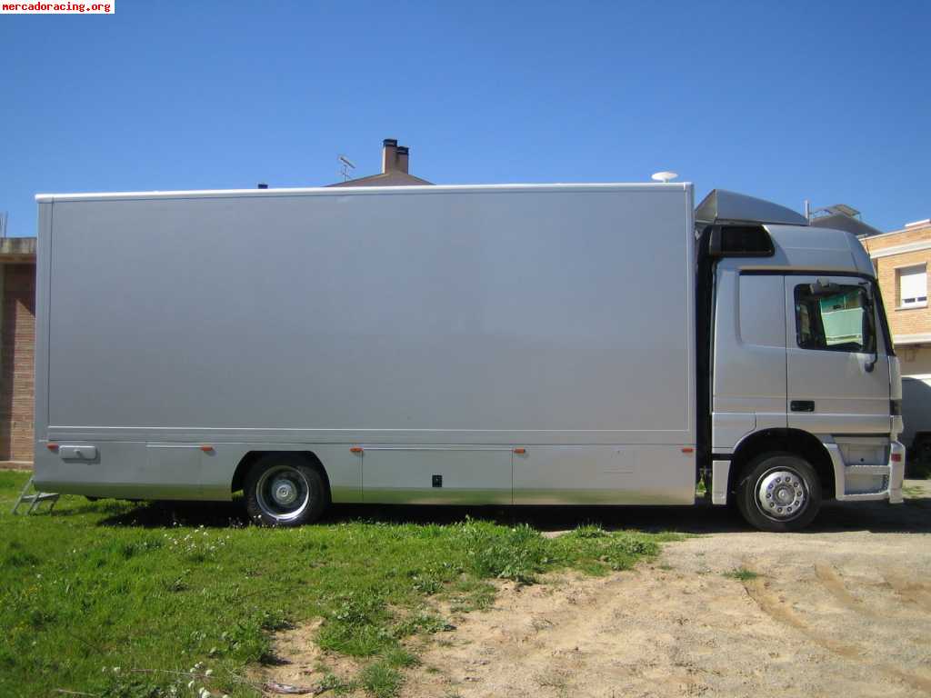 Mercedes actros 1835 taller/vivienda