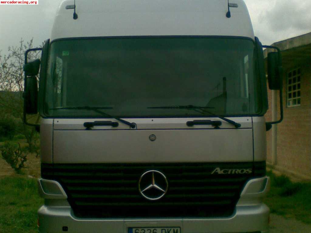 Mercedes actros 1835 taller/vivienda