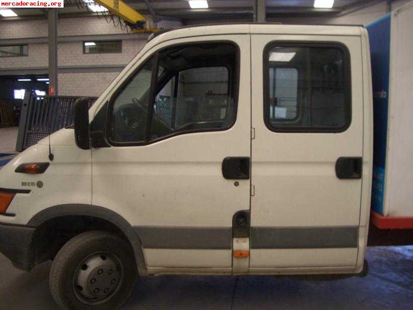 Camion iveco daily 3500kg transportar cm