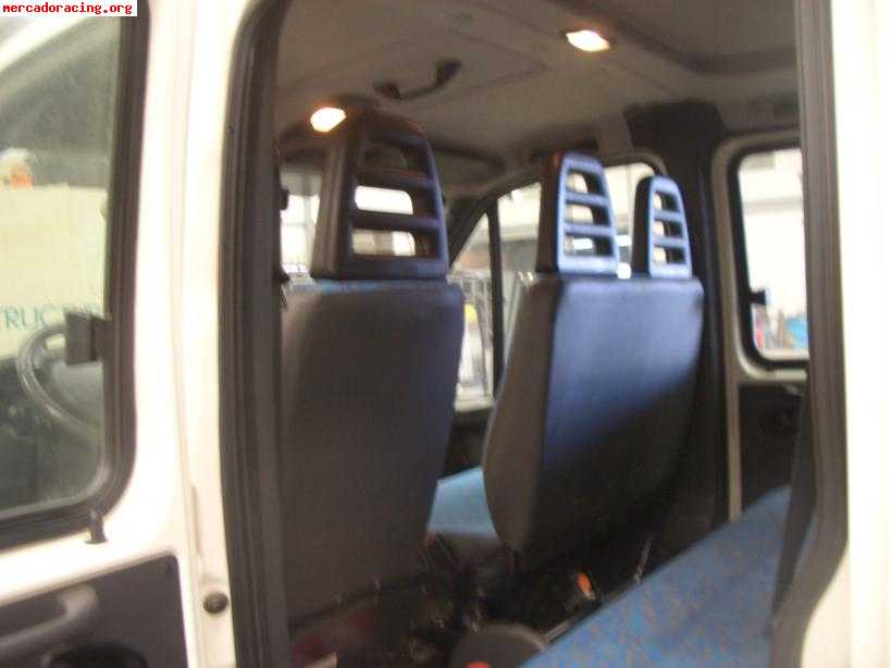 Camion iveco daily 3500kg transportar cm