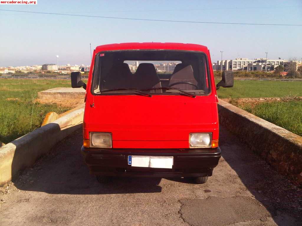 Se vende grua plataforma - nissan trade 2.8d