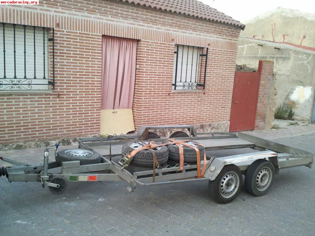 Se vende plataforma j.b.