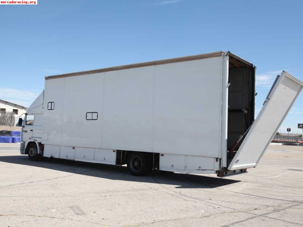 Se vende camion renault rígido transporte coches competición