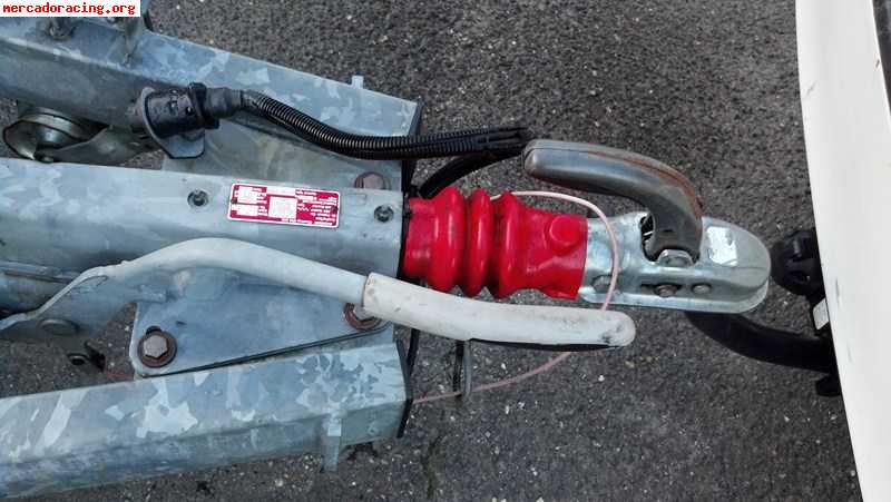Vendo plataforma de 1.500 kg galvanizada