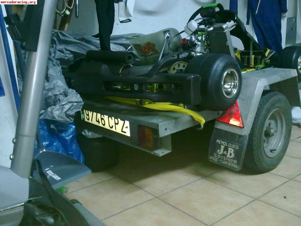 Se vende remolque para kart o 2 motos