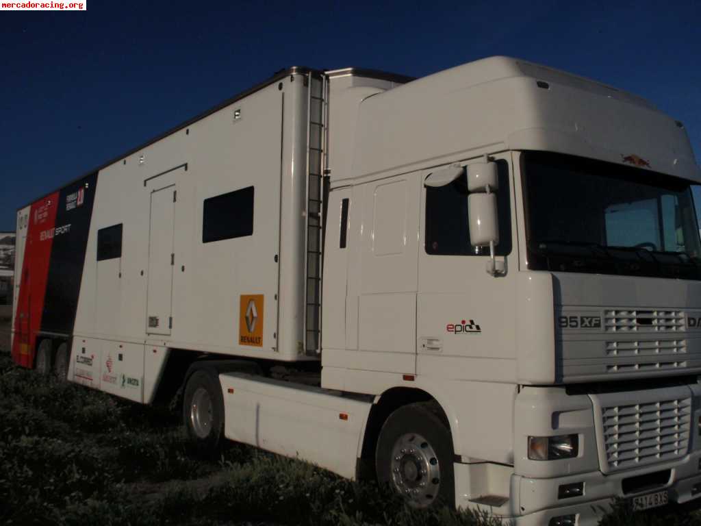 Camión daf ft 430 con remolque de asistencia de equipo de ca