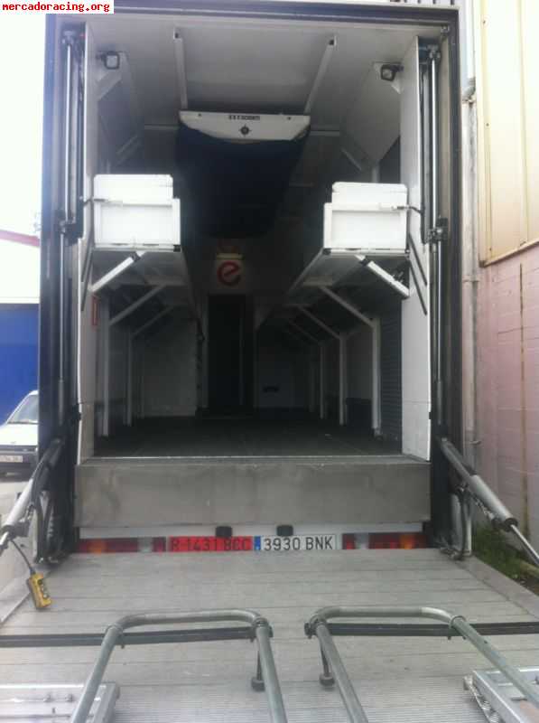 Camión daf ft 430 con remolque de asistencia de equipo de ca