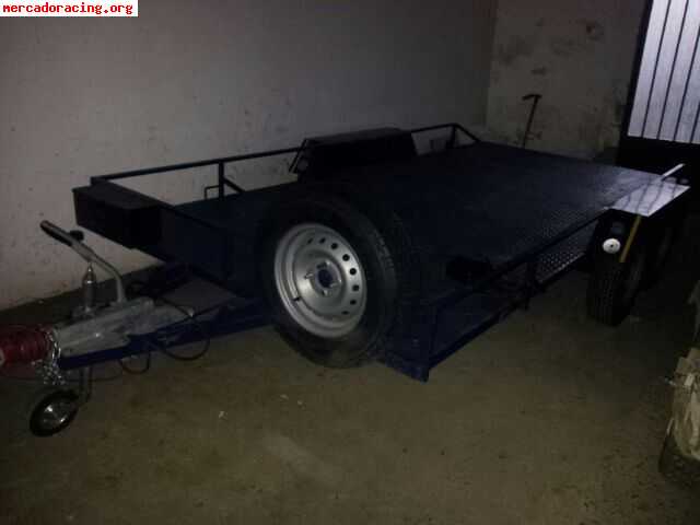 Se vende plataforma portacoches
