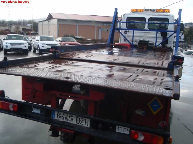 Se vende camión grúa para 2 vehículos nissan ateon