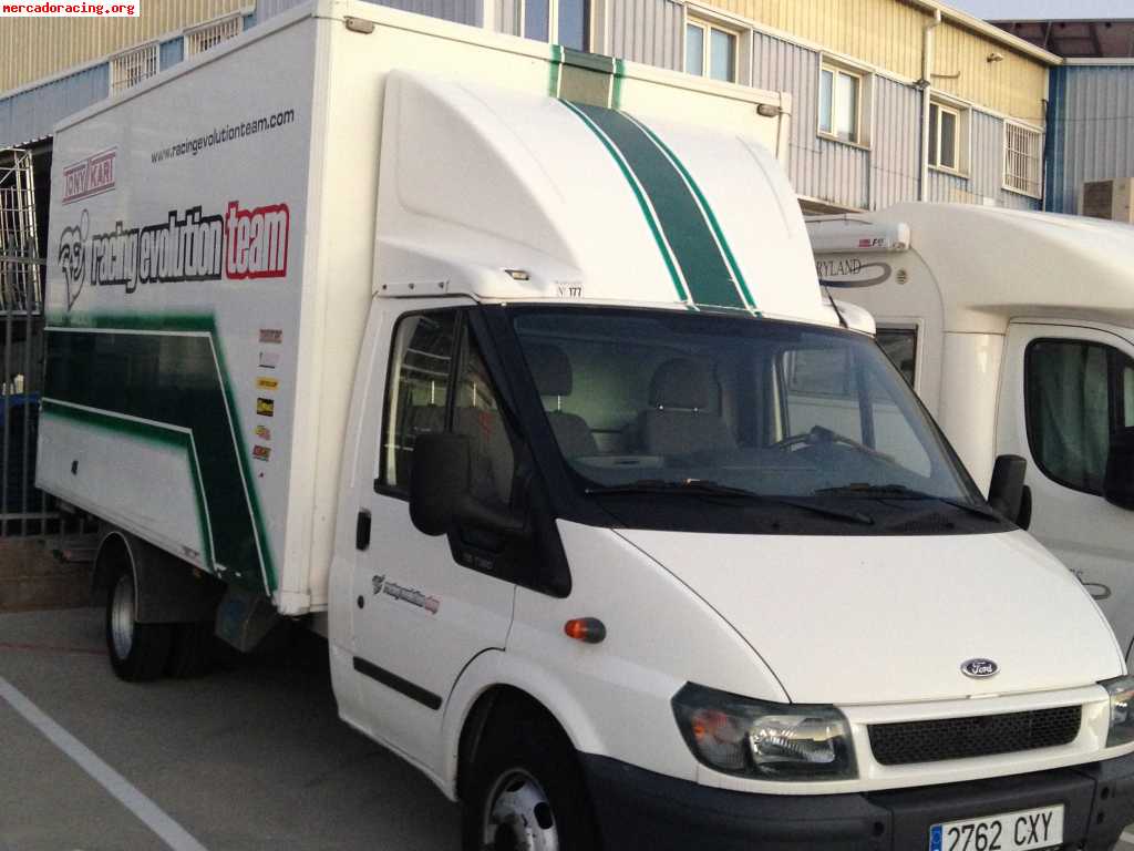 Se vende furgón transit 