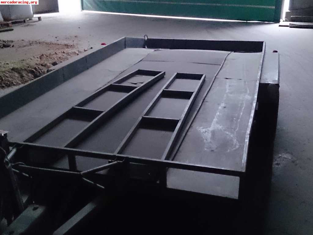 Alquilo plataforma portacoches