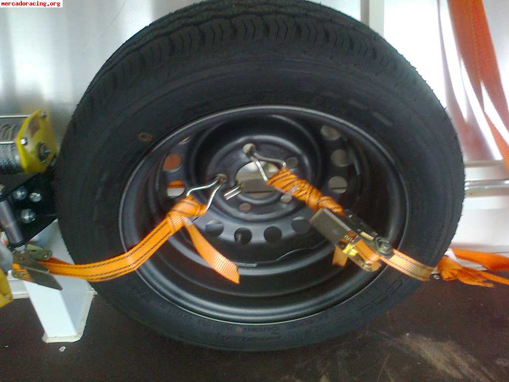 Porta vehiculos con tapa