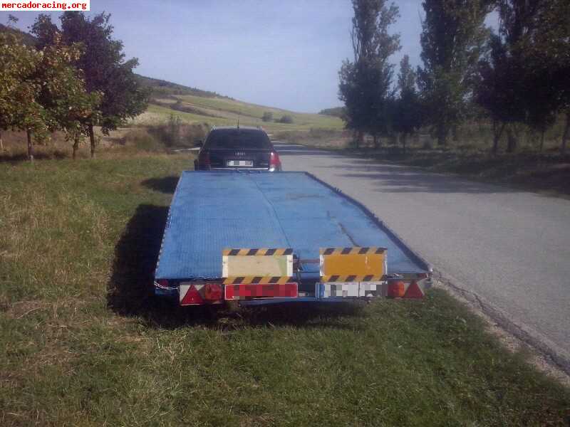 Remolque dos ejes porta coches.