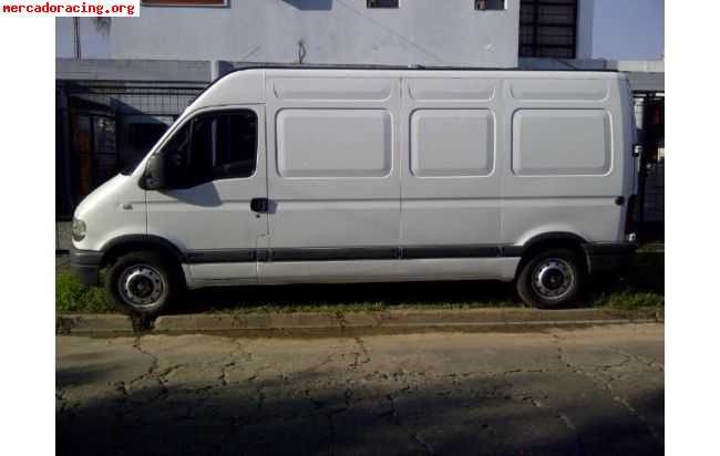 Renault master 2.5 dci batalla larga..2007..195.000 klm..