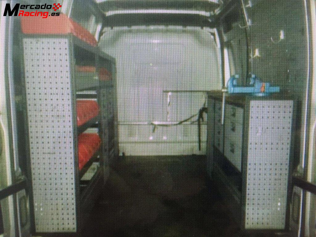 Furgoneta/taller en perfectas condiciones