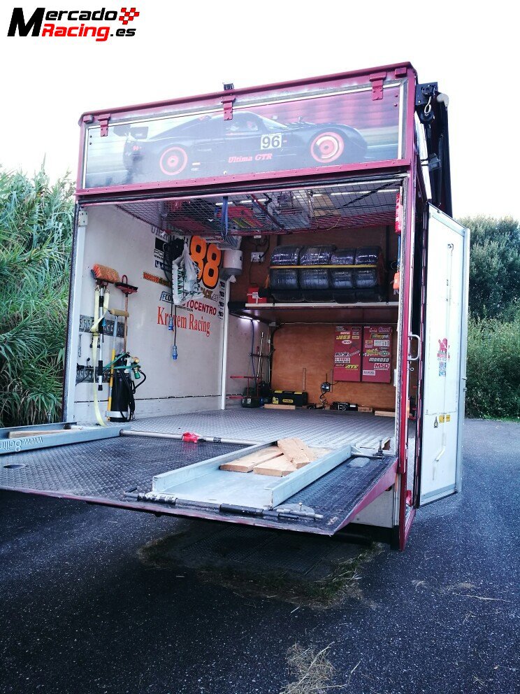 Camion vivienda con garaje daf