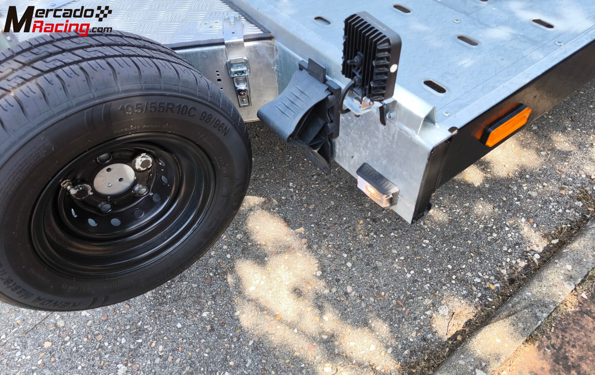  remolque portacoches basculante 3 ejes 3500kg 6m