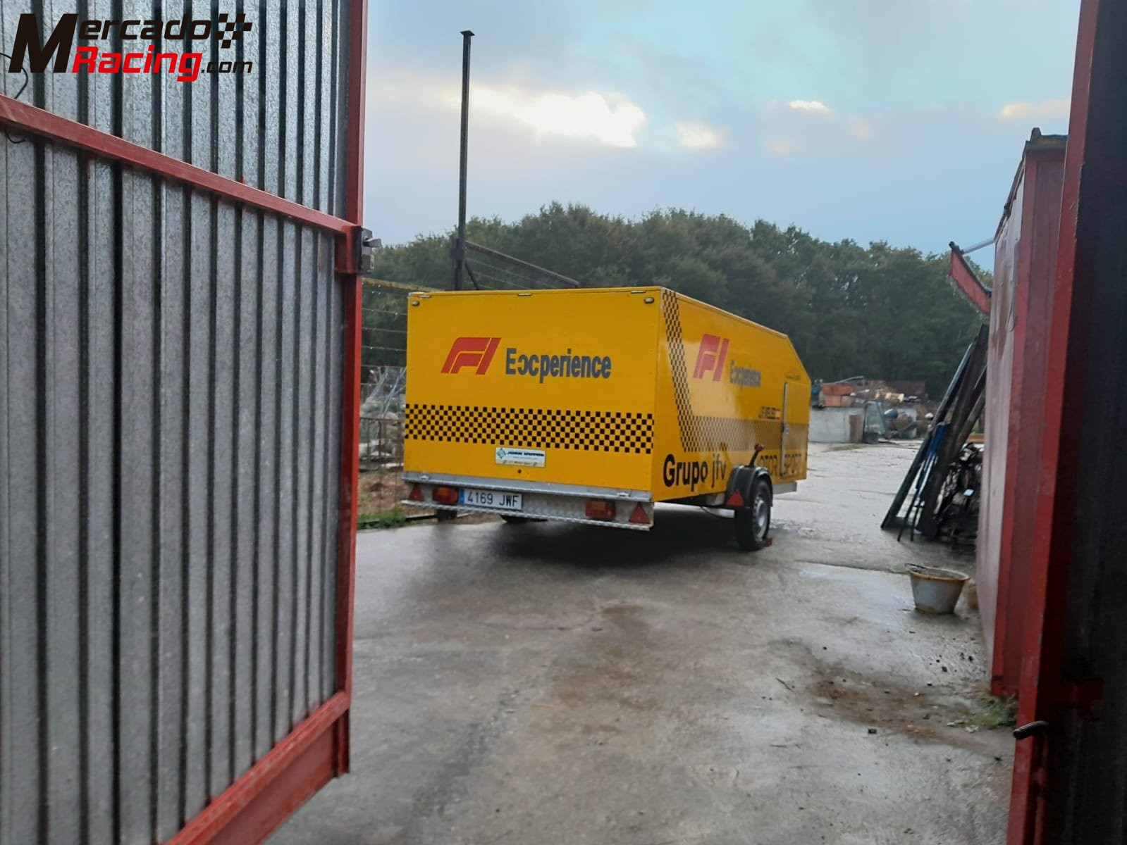 Se vende remolque para cm o formula 