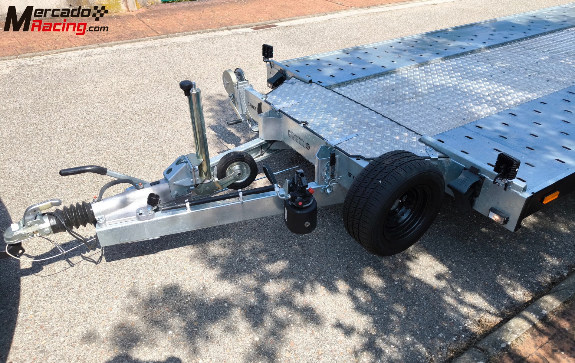 Remolque portacoches basculante 3 ejes 3500kg 