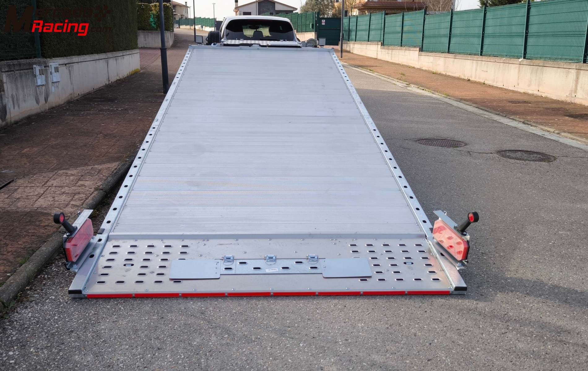  remolque portacoches basculante 3 ejes 3500kg 