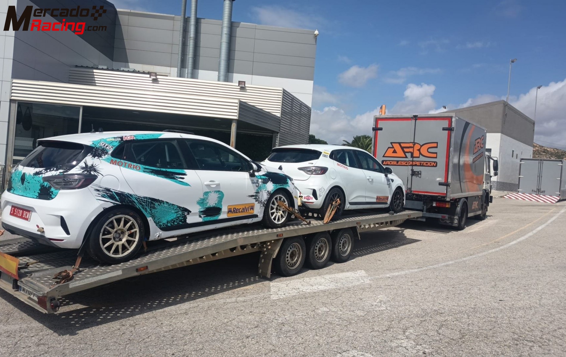 Remolque para dos coches