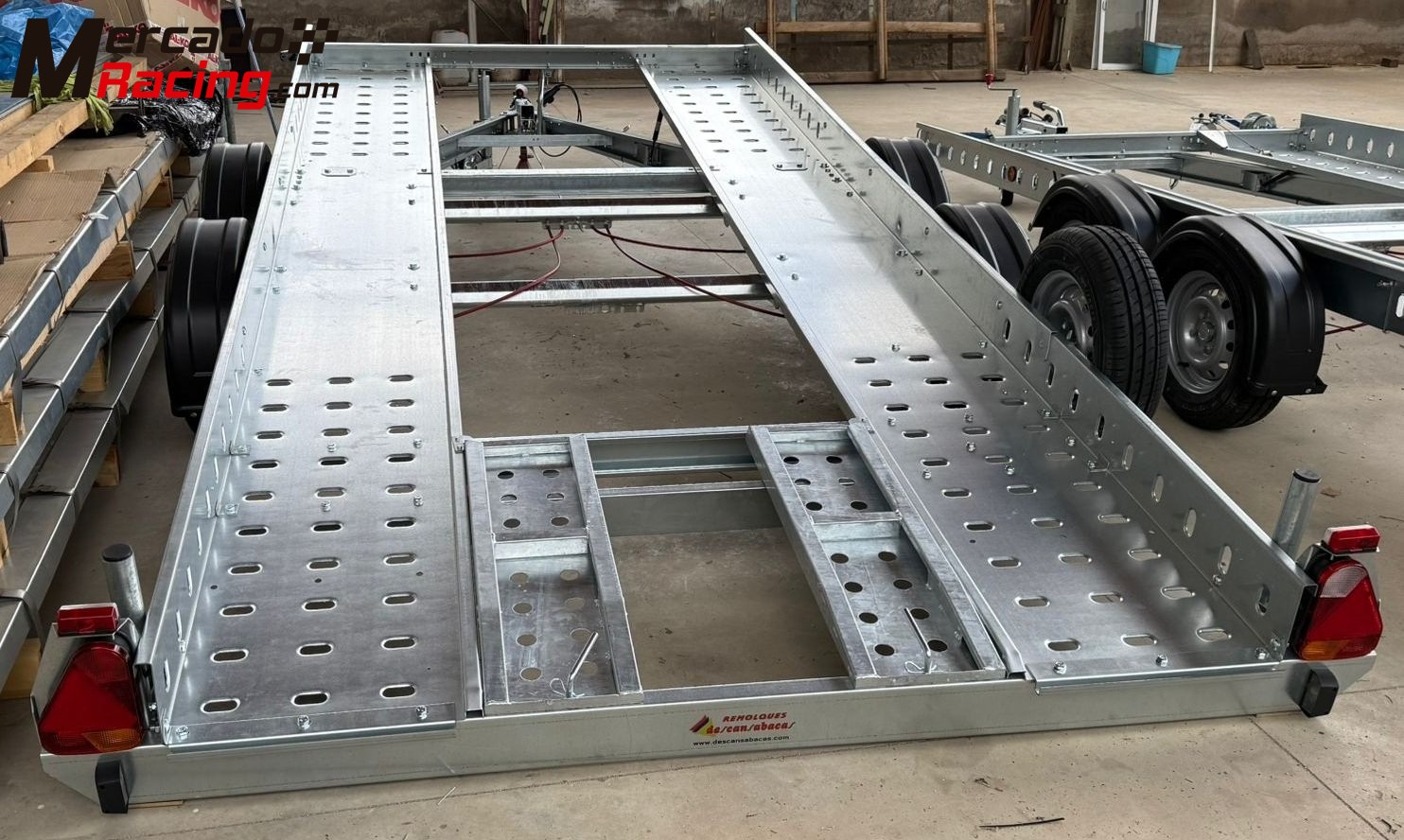 Vendo remolque descansabacas basculante 2000kg- 2026