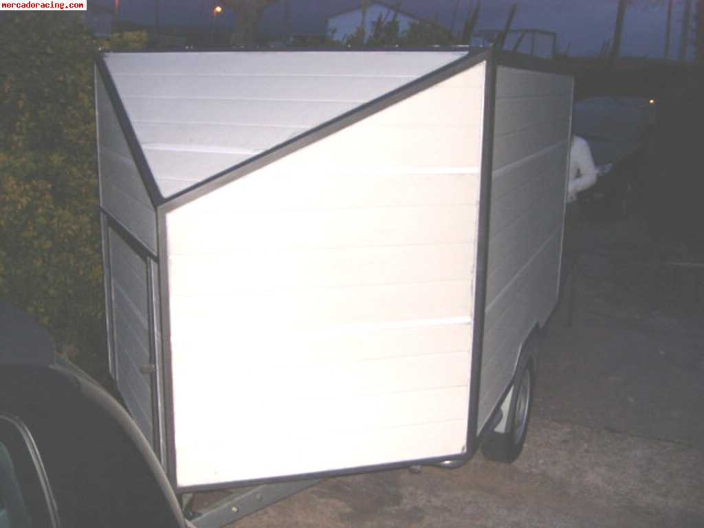Vendo remolque carrozado para 2 kart