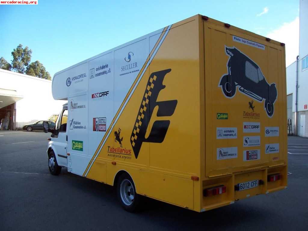Vendo camión acondicionado para llevar coche de carreras.