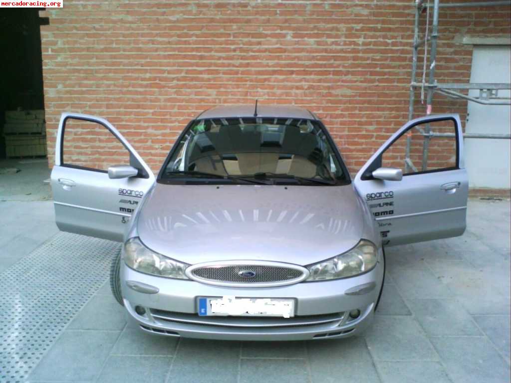 Se vende ford mondeo 2.0 130 cv con accesorios de v6   2800 