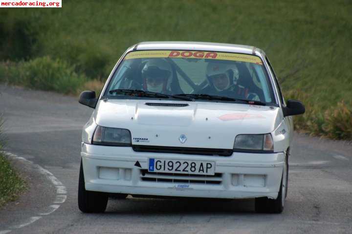  se cambia clio 16v por 106, saxo, 205 o coche similar.