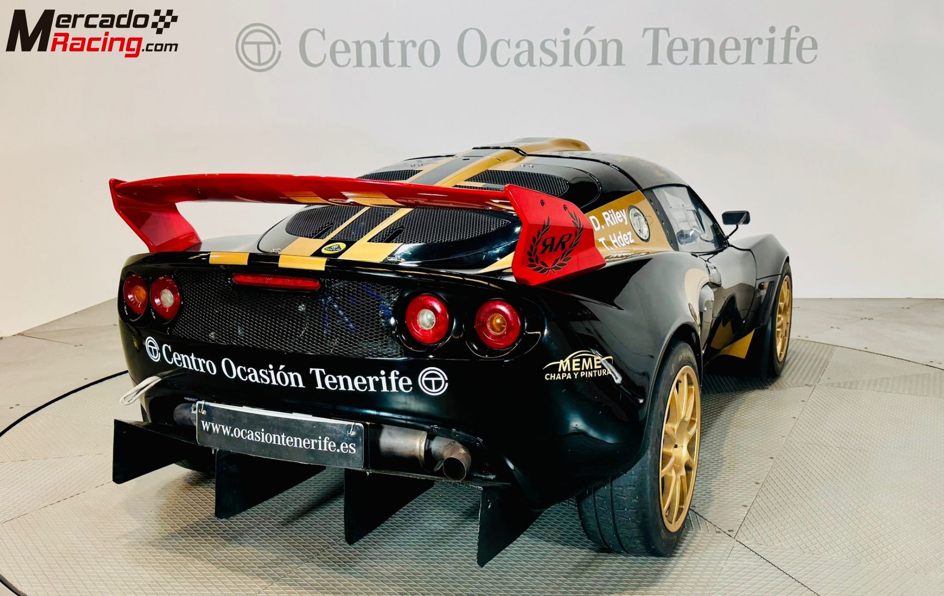 Lotus exige gt-r