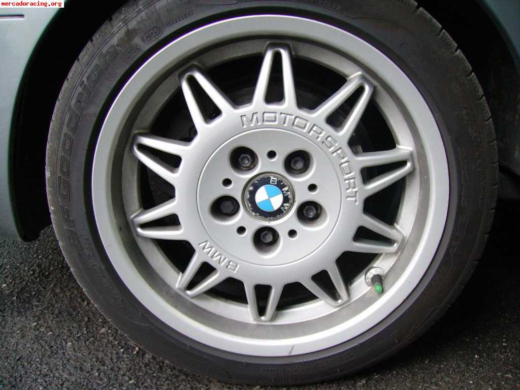 Compro llantas m3 evo e 46 con garganta en 18 pulgadas a pod