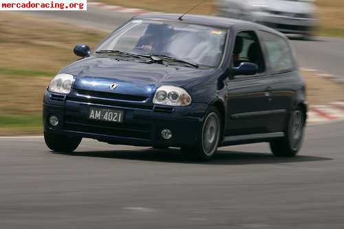 Compro aleta derecha y paragolpes delantero de clio sport fa