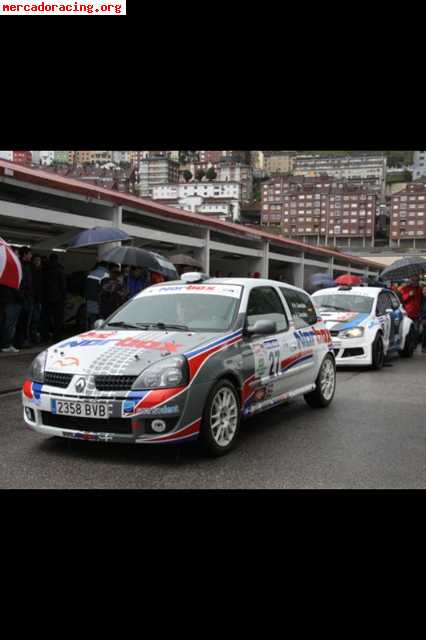 Se alquila clio sport gr n