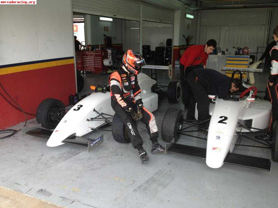 Test formula renault tatuus 1.6 y f3 dallara toyota f306