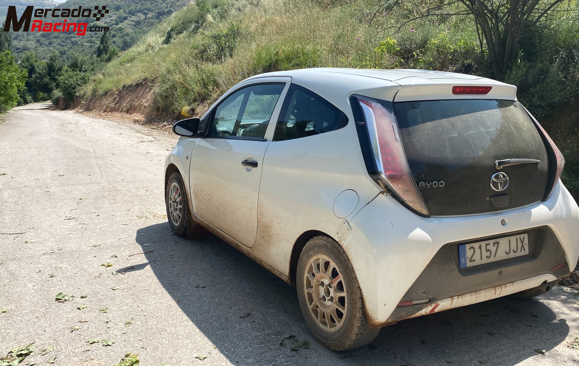 Se alquila toyota aygo copa 